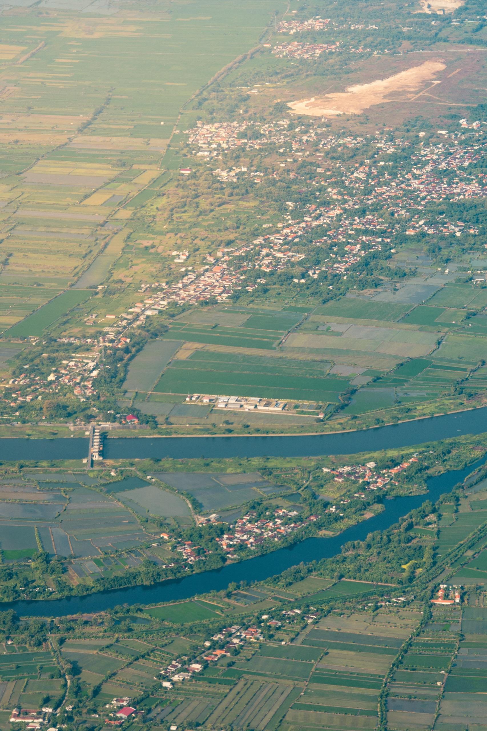 river flows in you, above java